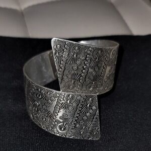 Vintage 1950s Large Aluminum Clamper Bracelet